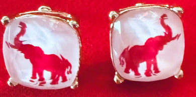 Elephant Post Earrings. Light & Easy Wearing !